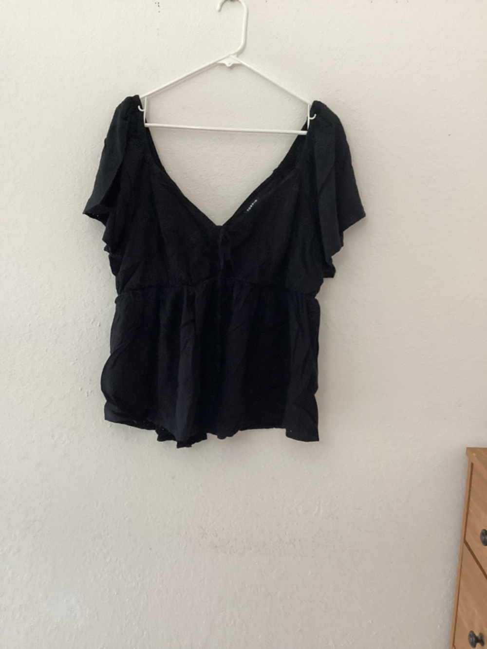 torrid Black V-Neck Flutter Sleeve Peplum Blouse